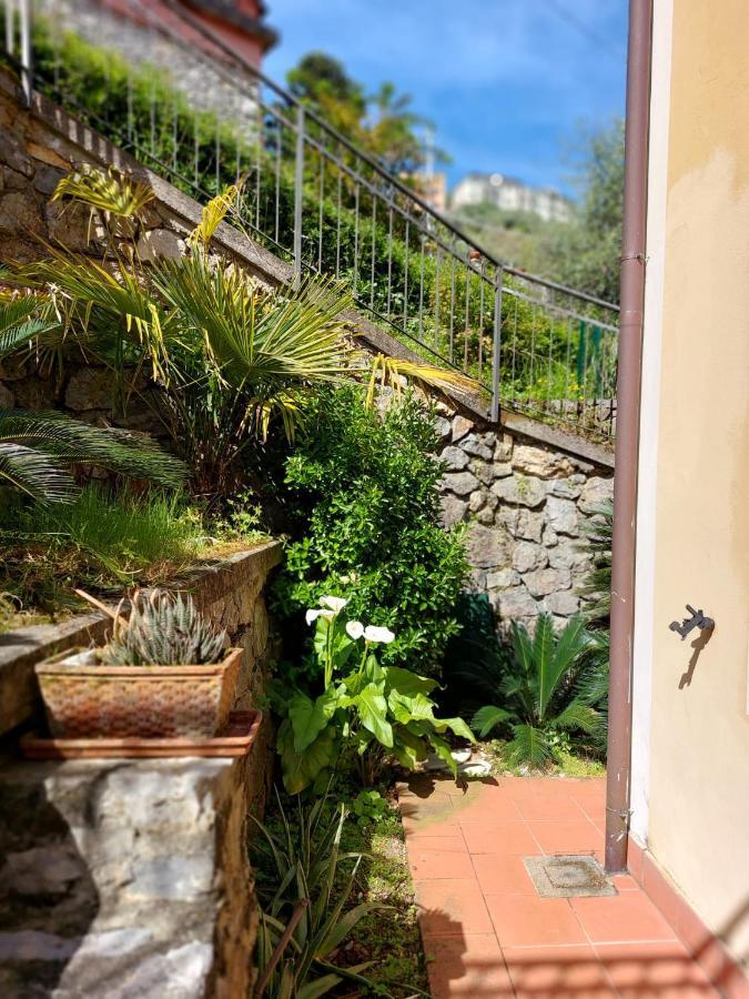 Villa La Casa Di Max La Spezia Exterior foto