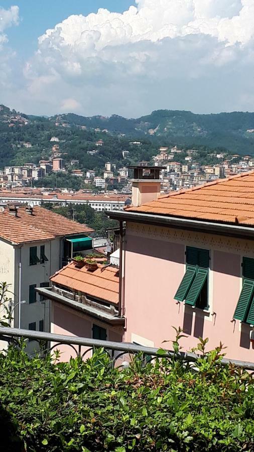 Villa La Casa Di Max La Spezia Exterior foto